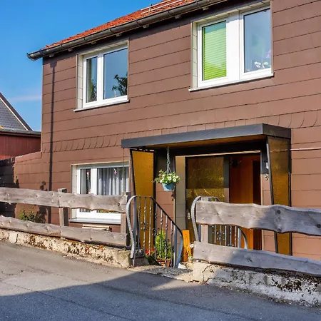 Large With Garden In A District Of Apartament